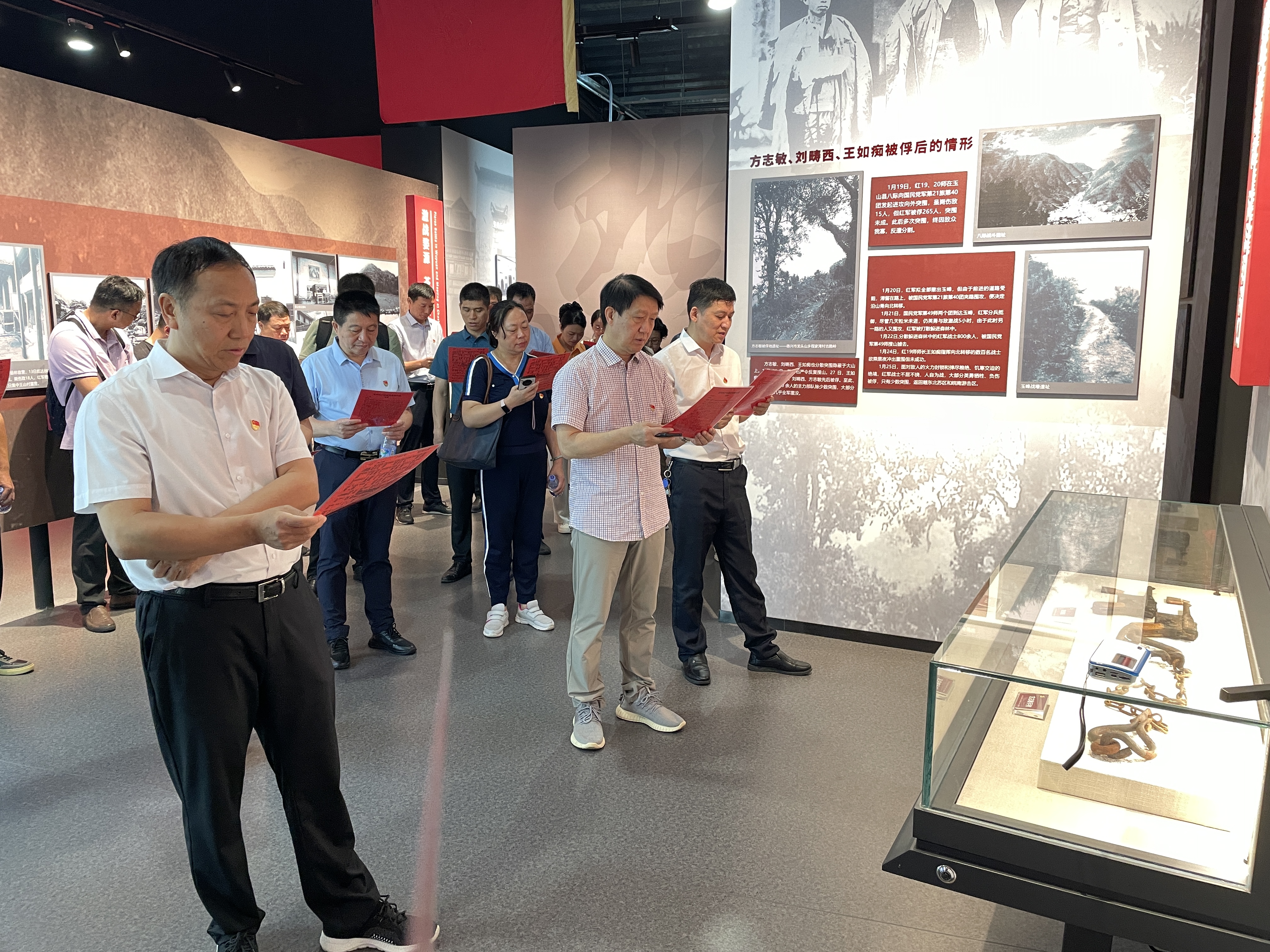abac5d5ae13c7d51cbbdc7a854c58db.jpg